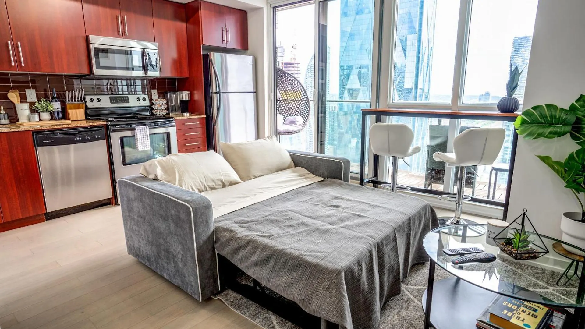 Luxury Condo Living Downtown Toronto Apartment