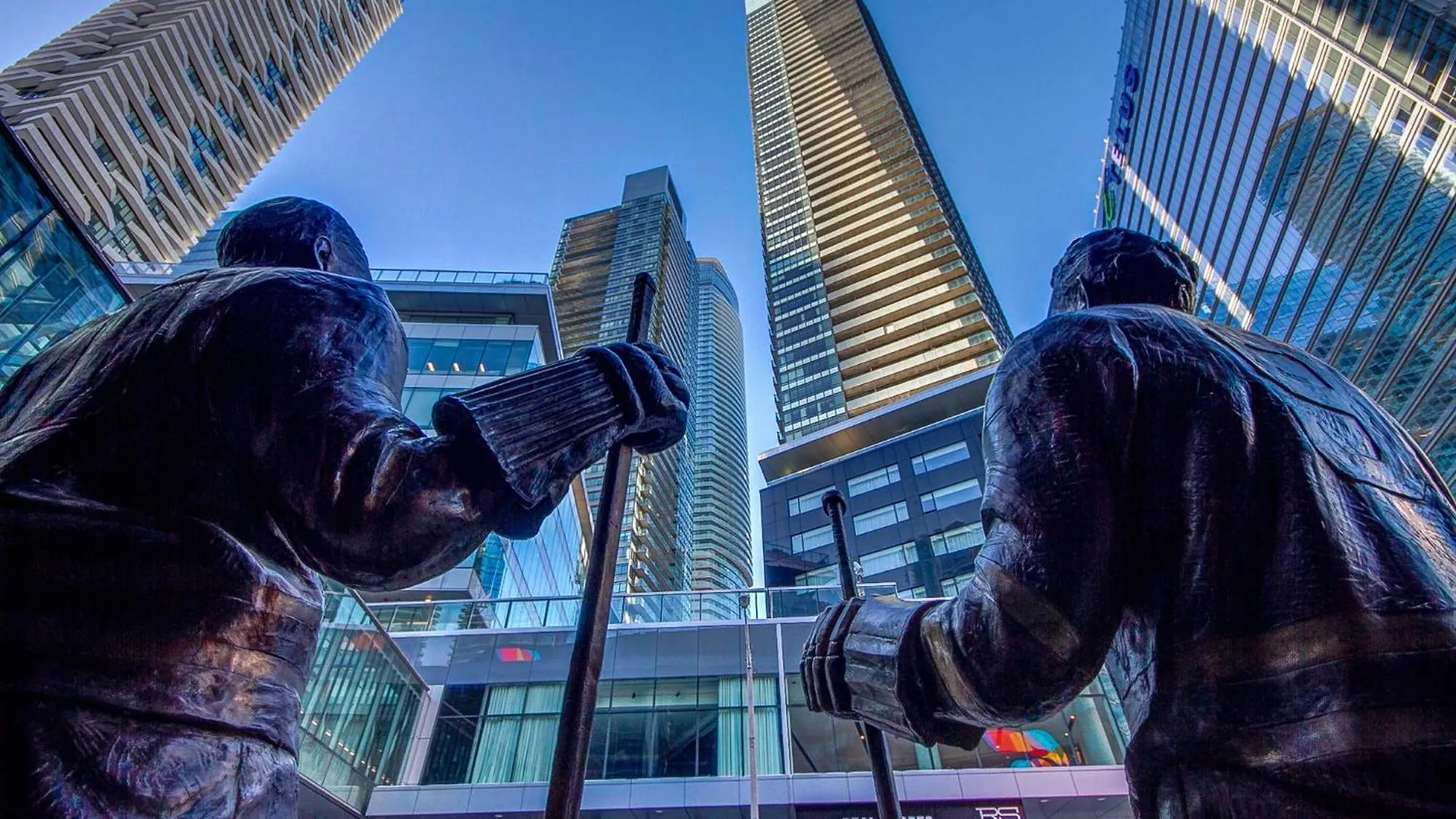 Luxury Condo Living Downtown Toronto 0*,