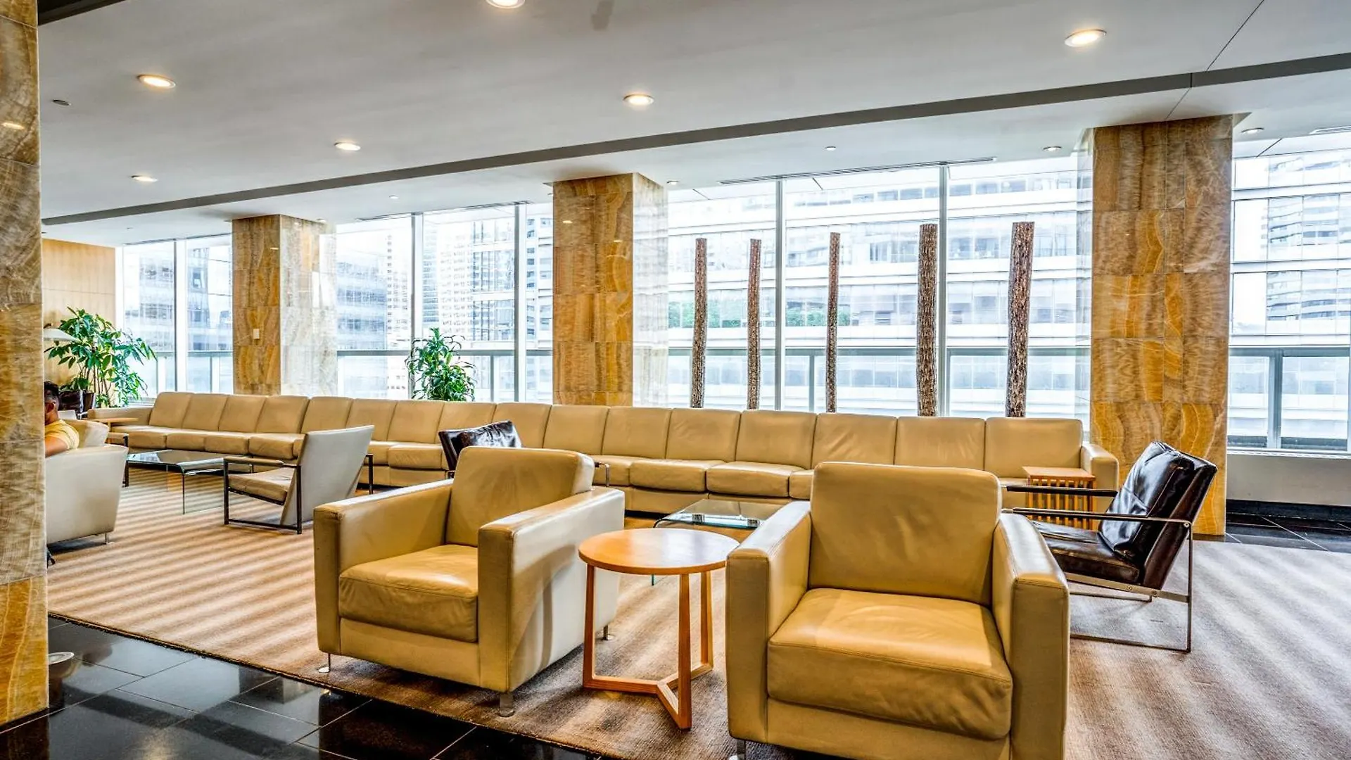 Apartment Luxury Condo Living Downtown Toronto