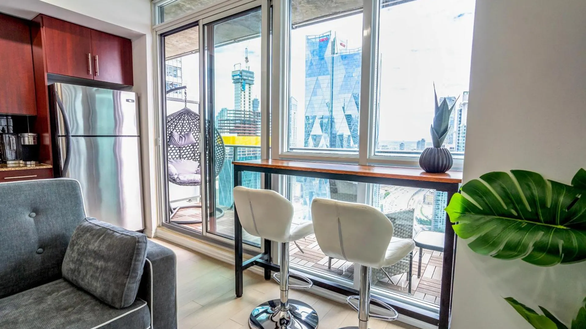Luxury Condo Living Downtown Toronto Canada